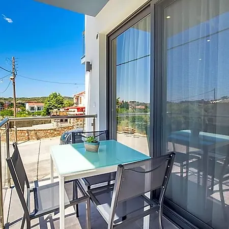 Azzurro Deluxe Hotel